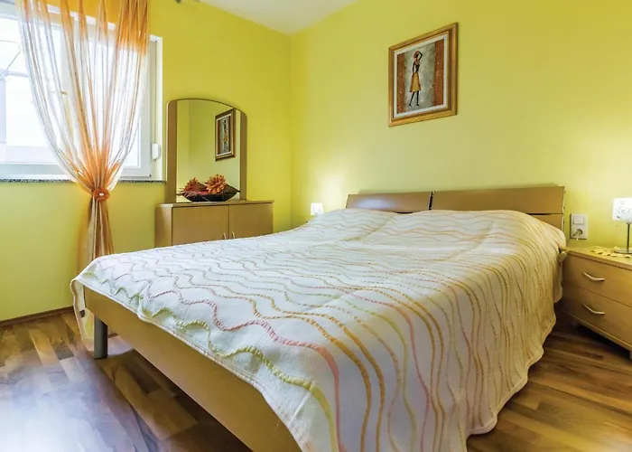 Peroj Vi 아파트 보드냔